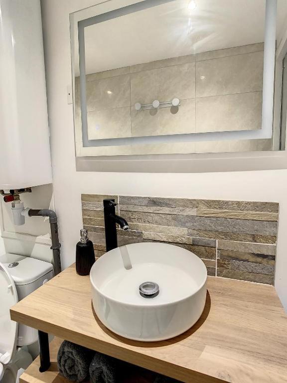 Grand Studio Amiens Gare Tout Confort Wifi Netflix 2Pers Exterior foto